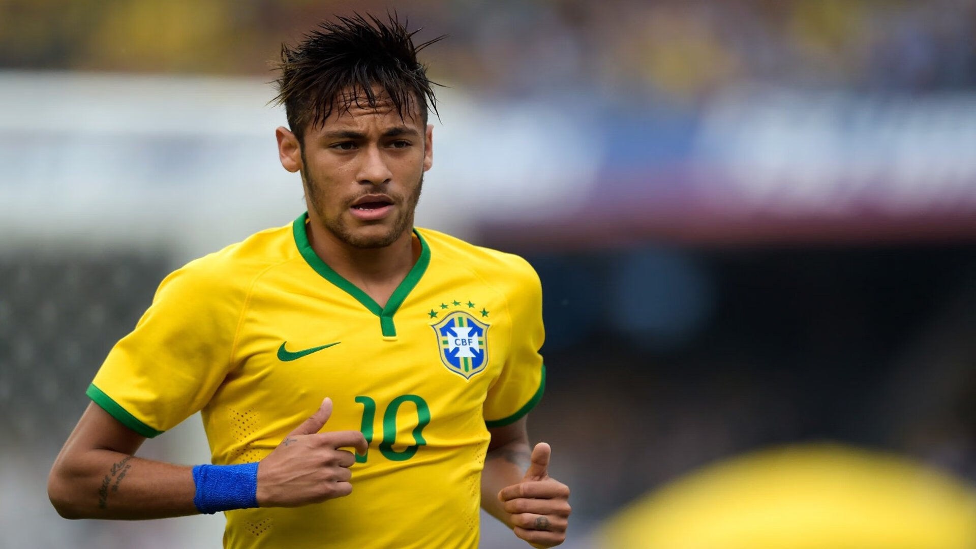 《英雄联盟》跨界合作“未来之战”势不可挡！